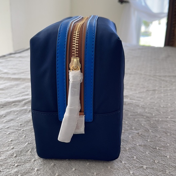 Tory Burch Perry Nylon Block Small Cosmetic Case Royal Blue size 8”In x 6”x4 In - Picture 4 of 8